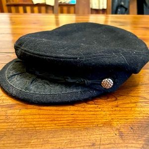 VINTAGE! Super cute, small classy hat 6 3/4